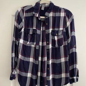 Light weight plaid shirt